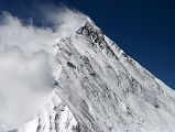 58 Clouds Obscure The Kangshung Face While The Mount Everest North Face Is Cloud Free From The Beginning Of The Lhakpa Ri Summit Ridge